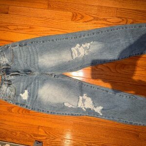 ripped jeans! Regular length.